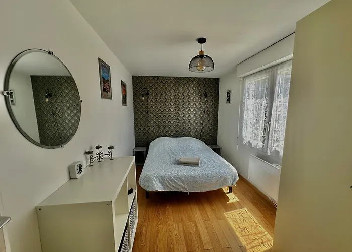 Holiday home Captain's Quarters - Maison En Bord De